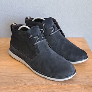 UGG Freamon Waterproof Chukka Boots Men's 9 US 42 EU Gray Black Suede Casual